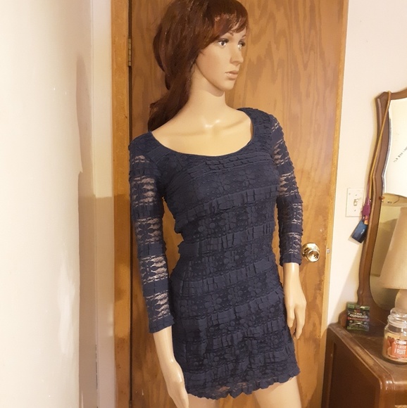 Max Studio XS Navy Blue Lace 3/4 Sleeve Dress - Picture 3 of 7
